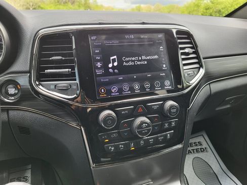 Used 2019 Jeep Grand Cherokee Limited X AWD/4WD image 18