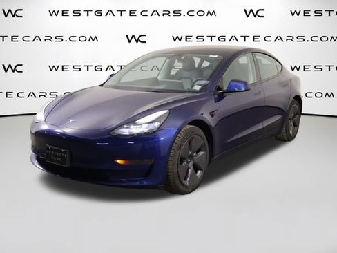 Used 2023 Tesla Model 3 Standard Range RWD image 1
