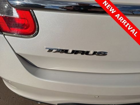 Used 2011 Ford Taurus Limited w/ 303A Rapid Spec Order Code image 6