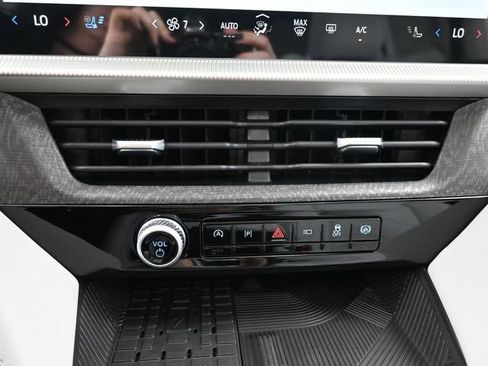 New 2025 Ford Explorer Platinum w/ Ultimate Package image 19