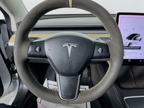 Used 2021 Tesla Model 3 Standard Range Plus RWD image 13