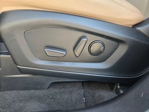 Certified 2022 Ford Explorer XLT w/ Equipment Group 202A AWD/4WD image 12