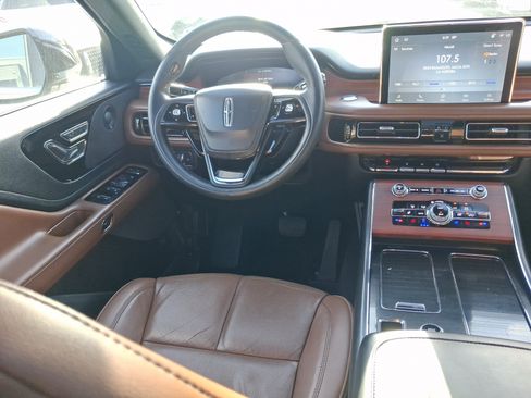 Certified 2022 Lincoln Aviator Reserve w/ Elements Package Plus RWD image 8