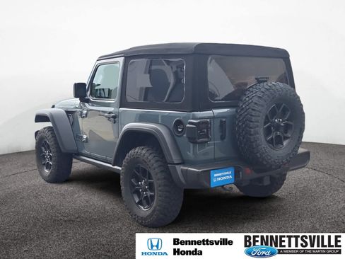 Used 2024 Jeep Wrangler Willys image 3
