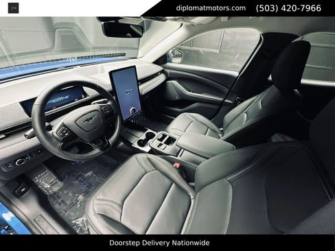 Used 2026 Ford Mustang Mach-E Premium AWD/4WD image 17