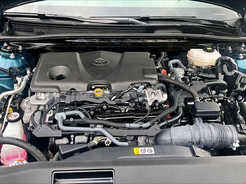 Used 2025 Toyota Camry SE w/ Convenience Package FWD image 30