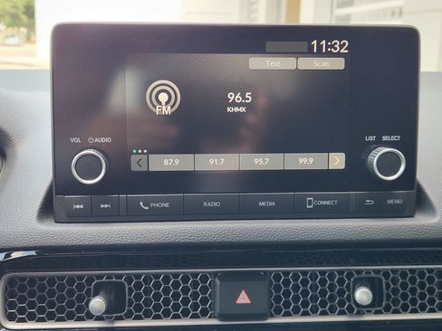 Used 2023 Honda Civic Sport image 16