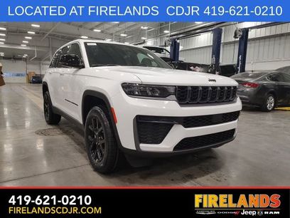 New 2026 Jeep Grand Cherokee Altitude