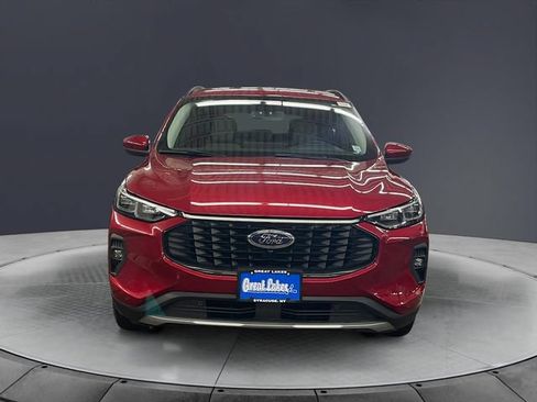 Used 2023 Ford Escape SE w/ PHEV Premium Package FWD image 8