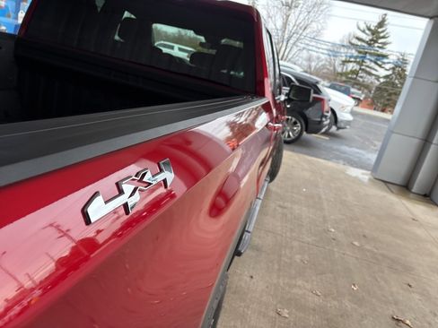 Used 2023 GMC Sierra 1500 Elevation image 34