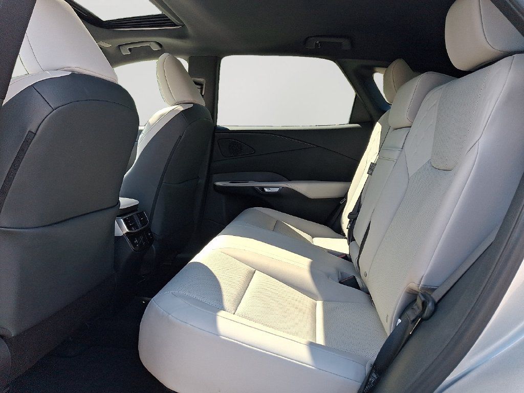 Used 2024 Lexus RX 350 Premium w/ Convenience Package AWD/4WD image 8