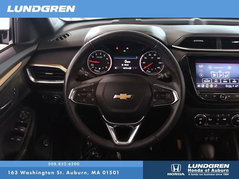 Used 2023 Chevrolet TrailBlazer ACTIV w/ Sun and Liftgate Package AWD/4WD image 18
