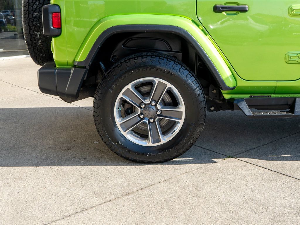 Used 2018 Jeep Wrangler Unlimited Sahara AWD/4WD image 36