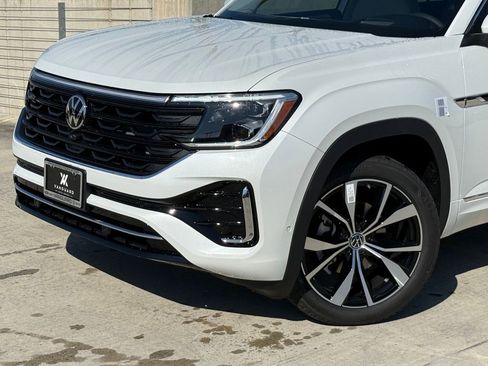 New 2026 Volkswagen Atlas SEL Premium R-Line AWD/4WD image 2