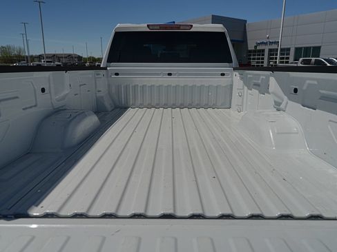 Used 2025 Chevrolet Silverado 2500 LT w/ Convenience Package AWD/4WD image 15