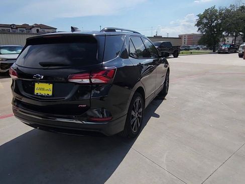 Used 2023 Chevrolet Equinox RS w/ LPO, Floor Liner Package FWD image 8