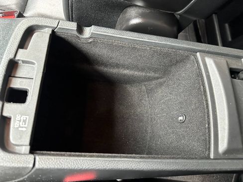 Used 2016 Dodge Durango Limited w/ Nav & Power Liftgate Group image 64