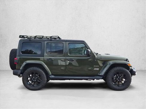 Used 2022 Jeep Wrangler Unlimited Sahara w/ Cold Weather Group AWD/4WD image 4