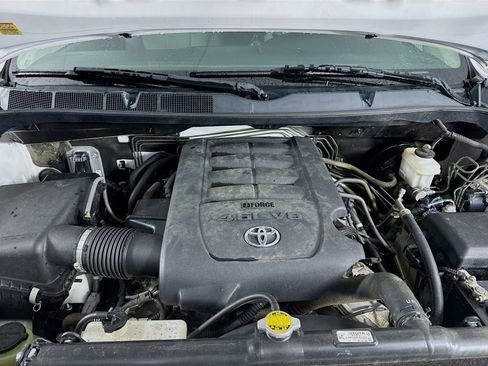 Used 2012 Toyota Tundra 4x4 Double Cab w/ Tow Pkg image 28