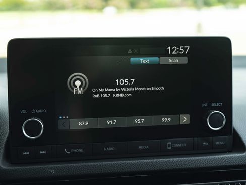 Used 2025 Honda Civic Sport image 30