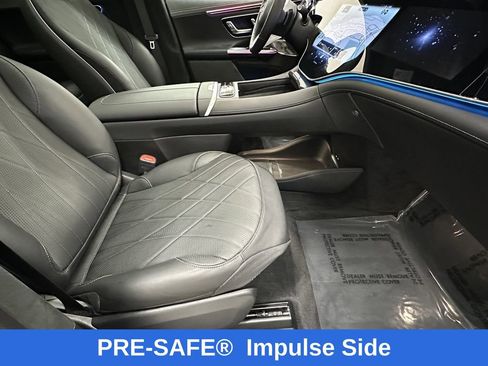 Certified 2024 Mercedes-Benz EQE 500 4MATIC SUV image 15
