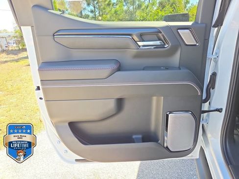 New 2026 GMC Sierra 1500 AT4X AWD/4WD image 9
