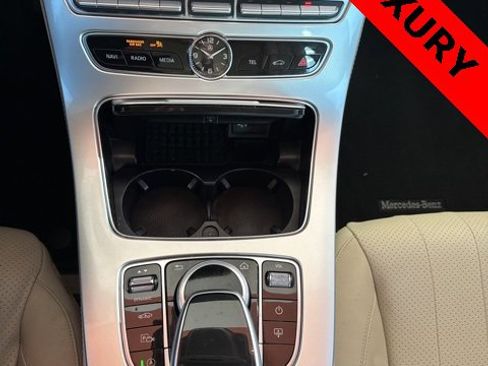 Used 2017 Mercedes-Benz E 300 image 20