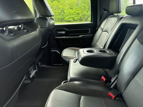 Used 2024 RAM 2500 Laramie w/ Sport Appearance Package image 17