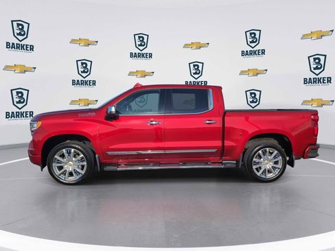 Used 2025 Chevrolet Silverado 1500 High Country AWD/4WD image 5
