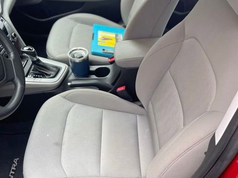 Used 2018 Hyundai Elantra Value Edition w/ Cargo Package FWD image 9