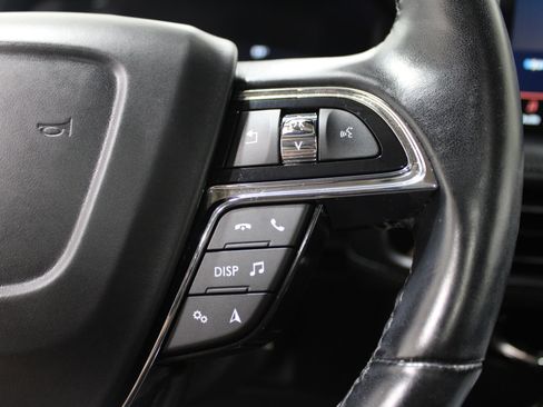 Used 2023 Lincoln Nautilus Reserve image 10