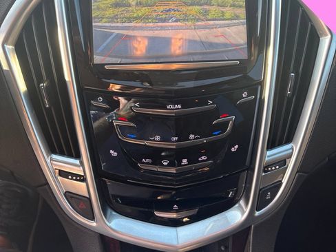 Used 2015 Cadillac SRX Luxury FWD image 13