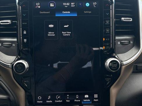 Certified 2022 RAM 2500 Laramie AWD/4WD image 32