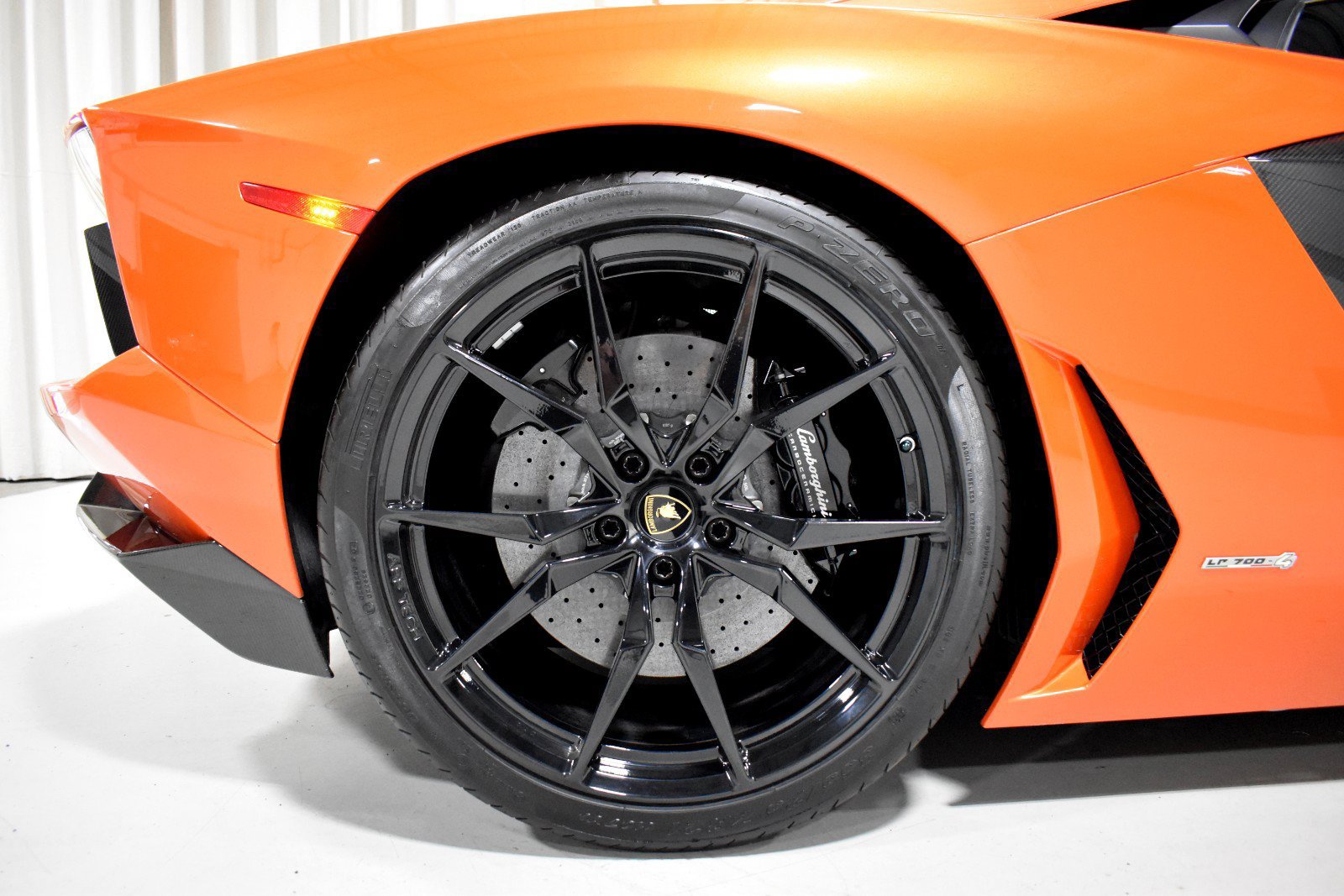 Used 2015 Lamborghini Aventador LP 700-4 AWD/4WD image 27