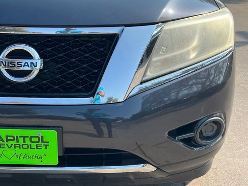 Used 2014 Nissan Pathfinder S FWD image 10