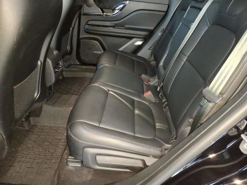 Used 2025 Lincoln Corsair AWD w/ Rear Removable Package Tray image 10