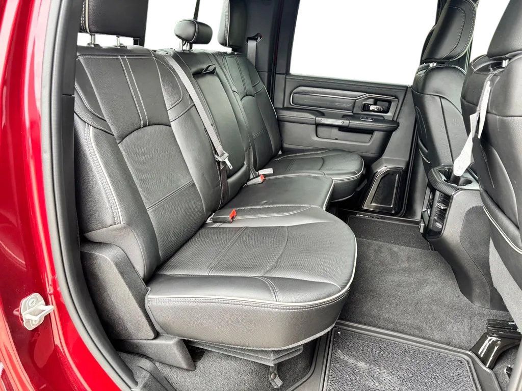Used 2024 RAM 2500 Limited AWD/4WD image 34