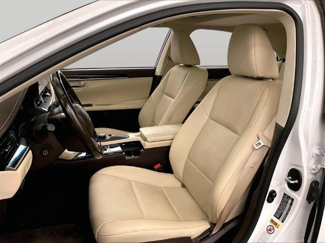 Used 2016 Lexus ES 350 w/ Premium Package w/Wood Trim FWD image 24