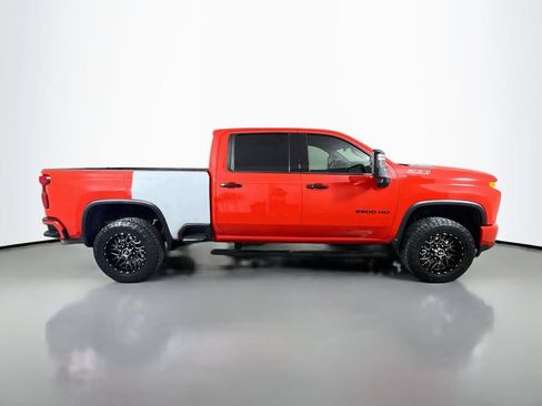 Used 2021 Chevrolet Silverado 2500 LTZ w/ LTZ Plus Package AWD/4WD image 8