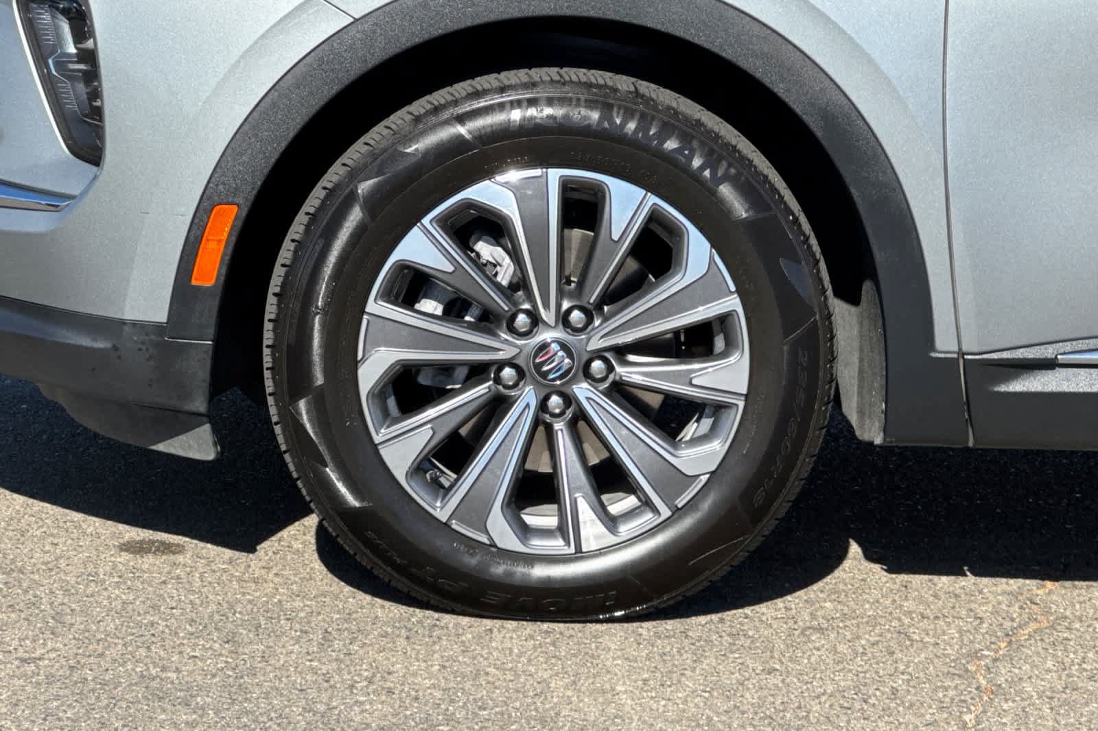 Used 2024 Buick Envision Preferred AWD/4WD image 32