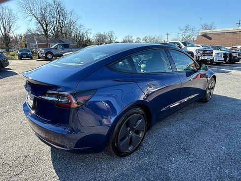 Used 2021 Tesla Model 3 Standard Range Plus image 33