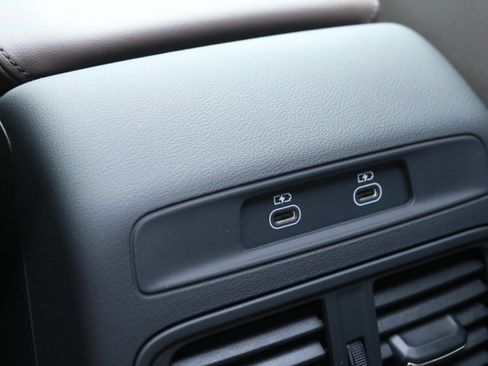 New 2025 Audi Q5 Premium Plus image 18