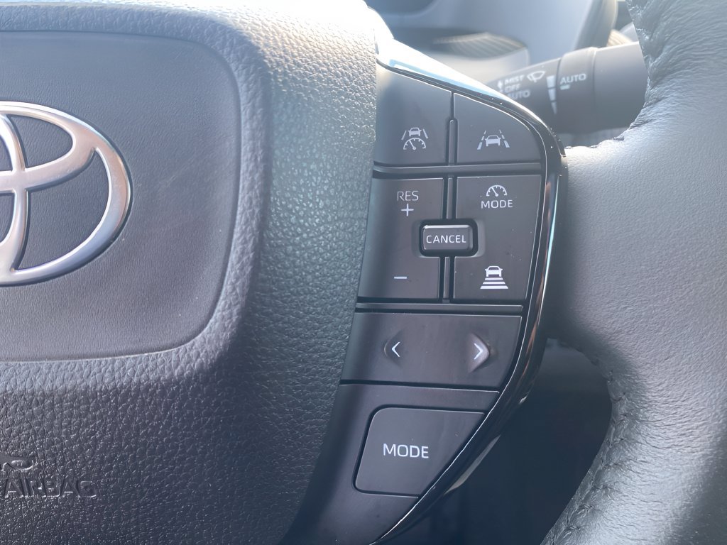 Used 2025 Toyota bZ4X AWD w/ Weather Package image 20