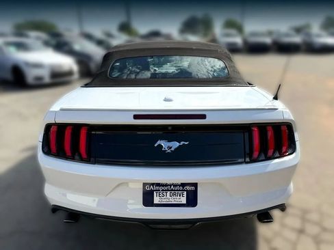 Used 2016 Ford Mustang Premium RWD image 7