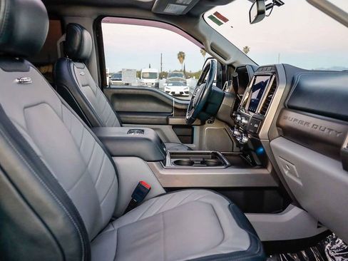 Used 2022 Ford F450 Limited w/ FX4 Off-Road Package image 20