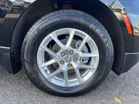 Used 2024 Chevrolet Equinox LS w/ Driver Confidence II Package AWD/4WD image 9