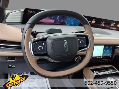 Certified 2025 Lincoln Navigator L Black Label image 22