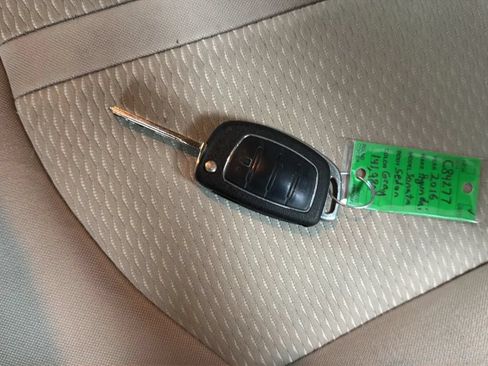 Used 2016 Hyundai Sonata SE FWD image 23