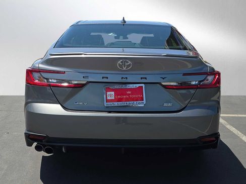 Certified 2025 Toyota Camry SE FWD image 4