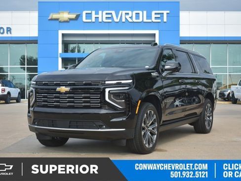 New 2026 Chevrolet Suburban High Country AWD/4WD image 1